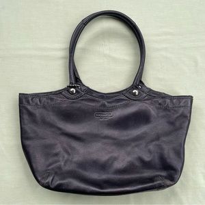 Coach black leather shoulder bag